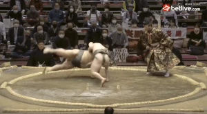 ენჰოს საოცარი გამარჯვება დაიშომარუსთან (ვიდეო)