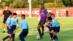 ბარსელონას ლეგენდები, ბელეტი და აბიდალი გუნდის აღსაზრდელების წინააღმდეგ (ვიდეო)