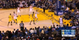 კურიოზი NBA-ში: კლეი ტომპსონის კურიოზული მომენტი ნიუ-იორკთან (ვიდეო)