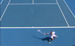 წლის საუკეთესო გასროლა ჩოგბურთში?!