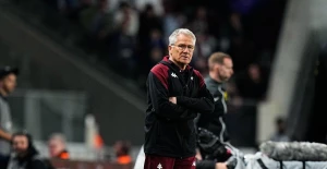 "მომღიმარი წავიდა და უხასიათო დაგვიბრუნდა" - მეცის მწვრთნელი მიქაუტაძეზე