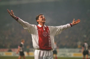 აიაქსმა შოთა არველაძეს დაბადების დღე მიულოცა