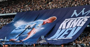 მანჩესტერ სიტი დე ბრუინეს ძეგლს დაუდგამს