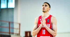 რატომ უნდა დავაკვირდეთ ავთო ბახტაძეს? - FIBA ქართველ კალათბურთელზე წერს