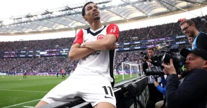 "უგო ეკიტიკე უახლოეს პერიოდში ლივერპულის ფეხბურთელი გახდება" - Sky Sports