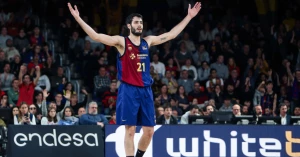 ალექს აბრინესმა კარიერა დაასრულა