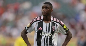 ლუის ენრიკეს გადაწყვეტილებით, კოლო მუანი პსჟ-ს ახალგაზრდულ გუნდთან ერთად ვარჯიშობს