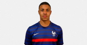 21 წლის ფრანგი ცენტრალური მცველი კარიერას გორის დილაში გააგრძელებს