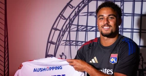 ლიონმა პატრიკ კლუივერტის შვილი დაიმატა