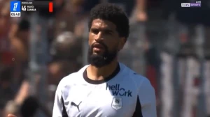 რენს ხუთწუთიან მონაკვეთში ორი ფეხბურთელი გაუძევეს