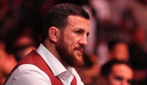 "იანი უდავო კანდიდატია, მან საჩემპიონო ჩხუბი დაიმსახურა" - დვალიშვილი