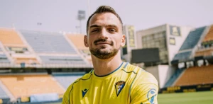 "მრავალმხრივმა და ქარიზმატულმა ტაბატაძემ ძირითადში თამაში დაიმსახურა" | ესპანური მედია ქართველ შემტევზე საუბრობს