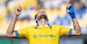 ნოდარ ლომინაძე პორტუგალიის ჩემპიონატის სიმბოლურ გუნდში მოხვდა | Sofascore