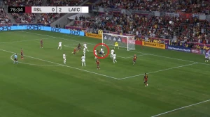 რეალ სოლტ ლეიკის ფეხბურთელის ბრწყინვალე მაკრატელა ლოს ანჯელესთან მატჩში