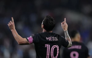 ლიონელ მესის დუბლი ნიუ იორკ რედ ბულსის წინააღმდეგ