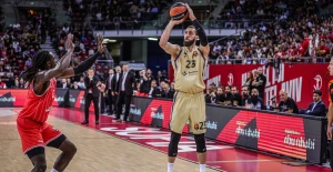 შენგელიას დებიუტი ბარსელონაში | თოკოს გუნდმა ევროლიგა მარცხით დაიწყო