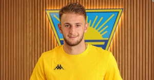 ნოდარ ლომინაძე ეშტორილში თვის საუკეთესო ფეხბურთელად დასახელდა