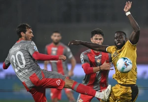 ლორთქიფანიძის დებიუტი და გოგლიჩიძის 90 წუთი - ქართველების დაპირისპირება სერია A-ში