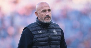 ბოლონიას მთავარი მწვრთნელი, ვინჩენცო იტალიანო საავადმყოფოში გადაიყვანეს