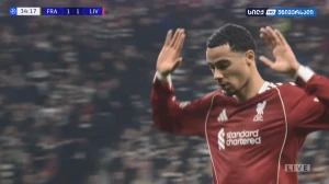 უგო ეკიტიკეს გოლი აინტრახტის კარში