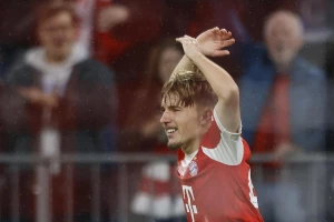 ლენარტ კარლი მიუნხენის ბაიერნის ახალი რეკორდსმენია