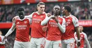 არსენალი პრემიერ ლიგაში მე-2 გუნდია, რომელმაც 700 მოგება დააფიქსირა
