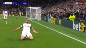 მიკი ვან დე ვენის სოლო რეიდი და გოლი კოპენჰაგენთან