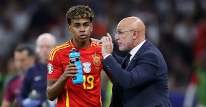 ლუის დე ლა ფუენტე იამალზე: "ეს ამბავი გამიკვირდა, ისევე როგორც ყველა სხვა დანარჩენი"