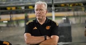 იამაიკის მთავარმა მწვრთნელმა თანამდებობა დატოვა