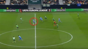 უტრეხტის ფეხბურთელმა ბეტისს ცენტრიდან გაუტანა