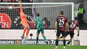 ლუკა ლოჩოშვილის გოლი გროიტერ ფიურტის წინააღმდეგ