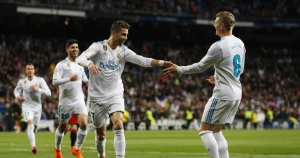 კროოსმა ყველა დროის საუკეთესო თერთმეტეული დაასახელა