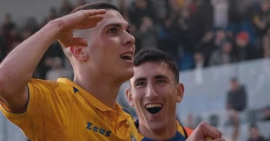 გიორგი კვერნაძე ტურის სიმბოლურ გუნდში მოხვდა | Sofascore