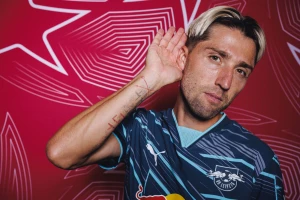 ოჯახური ტრაგედიიდან კარიერის დასრულებამდე - კამპლი ფეხბურთს გაურკვეველი ვადით ჩამოშორდა