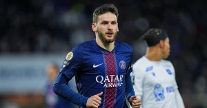 ხვიჩა კვარაცხელია პსჟ-ს ძირითად შემადგენლობაშია