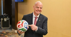 ფიფას პრეზიდენტი ფეხბურთში რუსეთის დაბრუნების მომხრეა