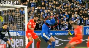 ალავესისა და სოსიედადის მატჩში ერთ-ერთი ყველაზე უცნაური პენალტი დაინიშნა