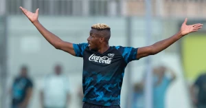 ოსიმენი: "ნეაპოლში ძაღლივით მექცეოდნენ"