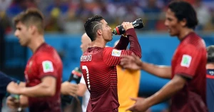 რეკლამა შუა ფეხბურთისას - FIFA ნებართვას იძლევა