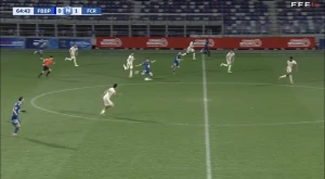 საფრანგეთის მე-3 დივიზიონში ძალიან შორეული გოლი გავიდა | VIDEO