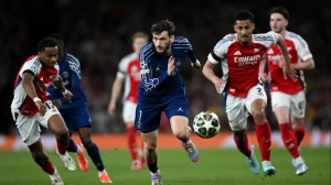 arsenalinsider: "კვარაცხელიას ტრანსფერი არსენალს პრემიერ ლიგას რეგულარულად მოაგებინებს"