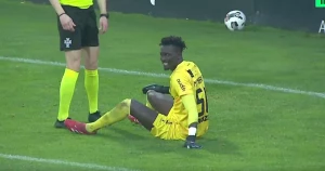 ბურთის მოგერიების ახალი ხერხი სენეგალელი მეკარისგან