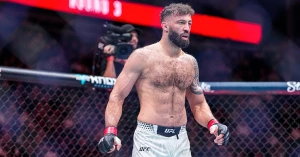 რომან დოლიძე UFC-ს რეიტინგში დაქვეითდა