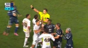 ნეიმარის ცრუ მოძრაობის შემდეგ, მეტოქემ ბრაზილიელზე იუხეშა