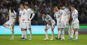 იტალიელი ფეხბურთელები მუნდიალის საგზურისთვის ბონუსს ითხოვდნენ