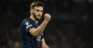 ხვიჩა კვარაცხელია ტურის საუკეთესო თერთმეტეულში მოხვდა