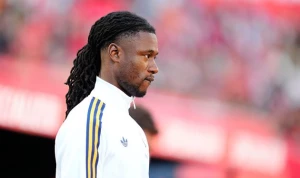 "პასუხისმგებლობას ვიღებ" - კამავინგა გულშემატკივარს ბოდიშს უხდის