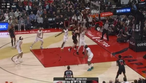 სანდრო მამუკელაშვილის ეფექტური პასი კლივლენდთან მატჩში