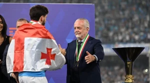 "დე ლაურენტისმა კვარასთან მიმართებაში სიძუნწე გამოიჩინა" - იტალიელი ჟურნალისტი ხვიჩაზე საუბრობს