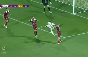 ბრეშას ფეხბურთელის ულამაზესი მაკრატელა გოლი 91-ე წუთზე